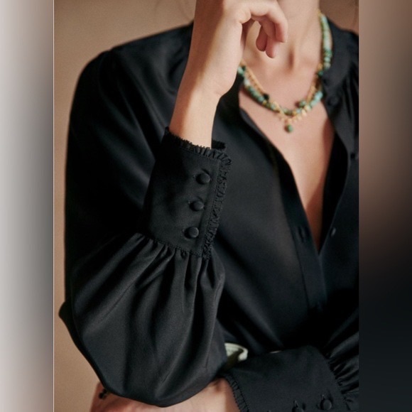 NWT Sézane 100% Silk Léa Shirt in Black Nior, size 6, Small Medium, FR 38 - Picture 2 of 6